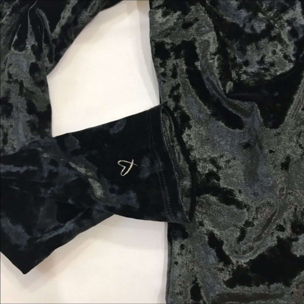 VS black SEXY Crushed Velvet Plunge Bodysuit M/L - Picture 4 of 6